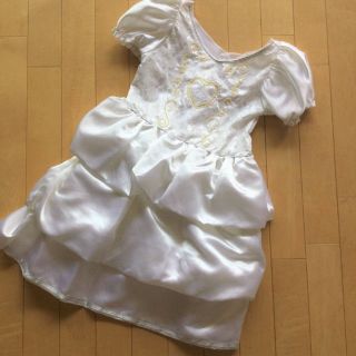 【サトママ様専用】☆子供用白のパーティドレス☆約120cm　パーティに✨(ワンピース)