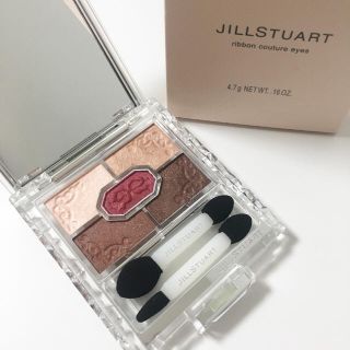 ジルスチュアート(JILLSTUART)のジルスチュアート　アイシャドウ リボンクチュール アイズ 新色(アイシャドウ)