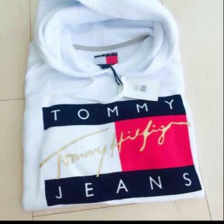 トミーヒルフィガー(TOMMY HILFIGER)の【限定値下げ！】新品未使用tommy jeans おしゃれスウェット トレーナー(トレーナー/スウェット)