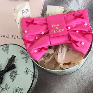 メゾンドフルール(Maison de FLEUR)のmaison de fleur(専用tom様)(ポーチ)