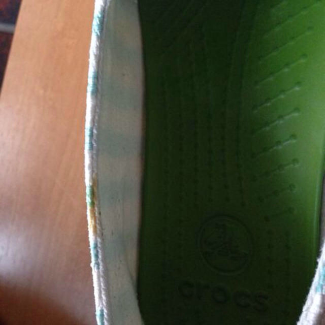 crocs(クロックス)のクロックス スニーカー 白×水色 リボン レディースの靴/シューズ(スニーカー)の商品写真