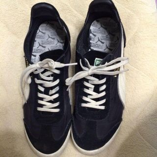 プーマ(PUMA)のスニーカー(スニーカー)