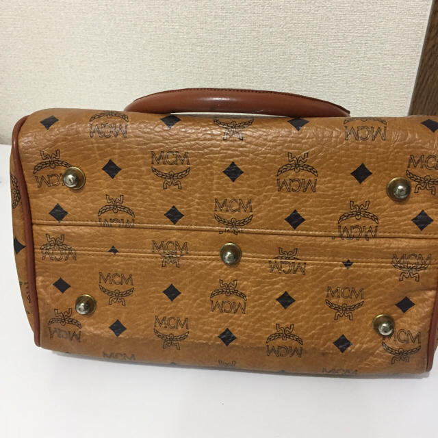 MCM(エムシーエム)のMCM ミニボストンバッグ ハンドバッグ 正規品 ヴィンテージ アンティーク レディースのバッグ(ハンドバッグ)の商品写真