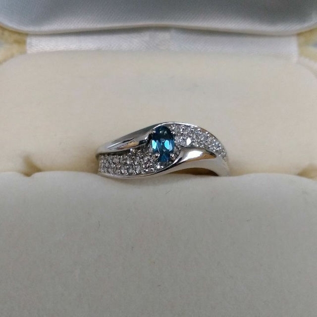 K18WG アクアマリン0.2ct.ダイヤモンド0.2ct(刻印あり)14.5号 安値