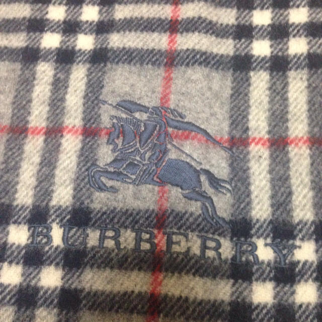 BURBERRY(バーバリー)のバーバリー 厚手ウール ブランケット マフラー 大判ストール グレーチェック レディースのファッション小物(ストール/パシュミナ)の商品写真