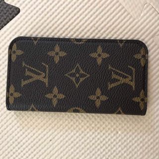 ルイヴィトン(LOUIS VUITTON)のiPhone se/5ケース ルイヴィトン(iPhoneケース)