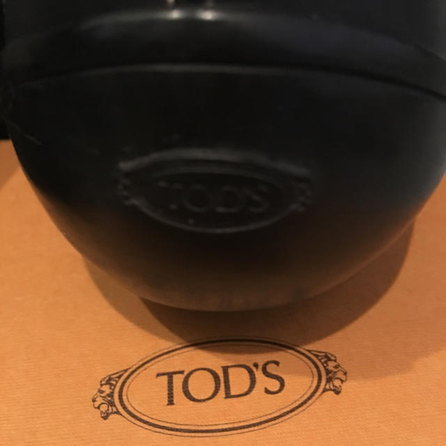 TOD'S(トッズ)のトッズ  スニーカー  黒  レザー (TOD’S の靴) レディースの靴/シューズ(スニーカー)の商品写真