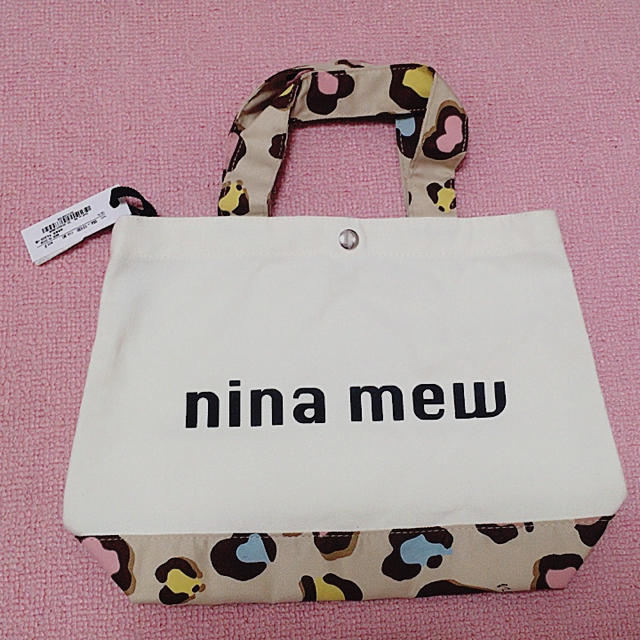 Nina mew(ニーナミュウ)のnina mew ニーナミュウ トートバック【新品未使用】 レディースのバッグ(トートバッグ)の商品写真