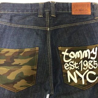 TOMMY HILFIGER - TOMMY HILFIGER(トミー迷彩バックポケット)☆M