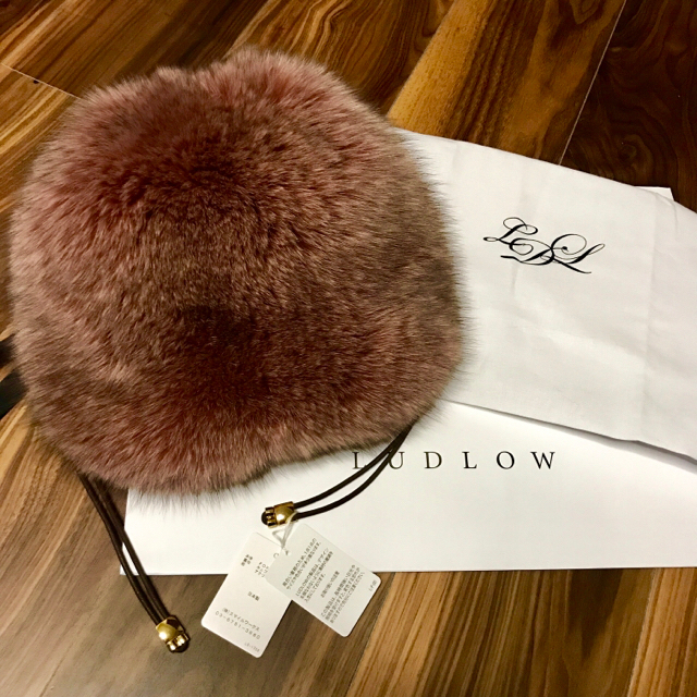 LUDLOW(ラドロー)の値下げ♡ラドロー フォックス ファー バッグ プラム 2017AW 新品 レディースのバッグ(ショルダーバッグ)の商品写真