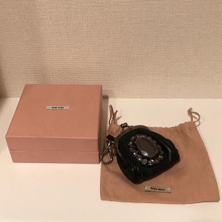 MIU MIU(コインケース)のフリマアイテム一覧 MIU MIU(コインケース)のフリマアイテム一覧