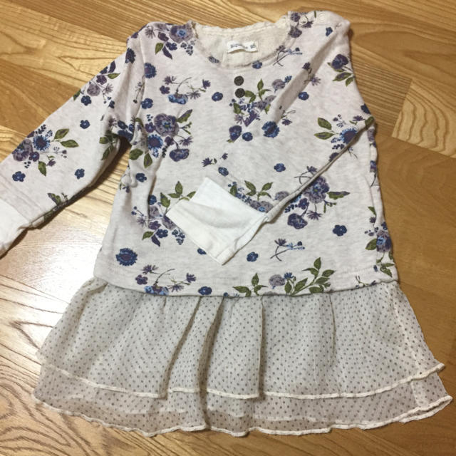 Biquette(ビケット)の95センチ ビケット トレーナー キッズ/ベビー/マタニティのキッズ服女の子用(90cm~)(Tシャツ/カットソー)の商品写真