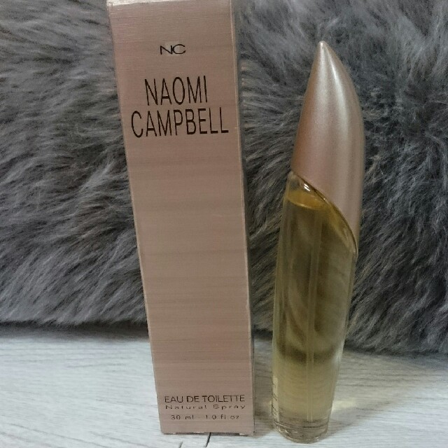 Naomi Campbell(ナオミキャンベル)のNAOMI CAMPBELL♥香水30ml コスメ/美容の香水(香水(女性用))の商品写真