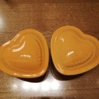 ルクルーゼ(LE CREUSET)の【送料込】ル・クルーゼ×アフタヌーンティーコラボ　ハート型ラムカン2個セット(テーブル用品)