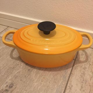 ルクルーゼ(LE CREUSET)の新品 未使用 ルクルーゼ ココットオーバル 17cm お鍋(鍋/フライパン)