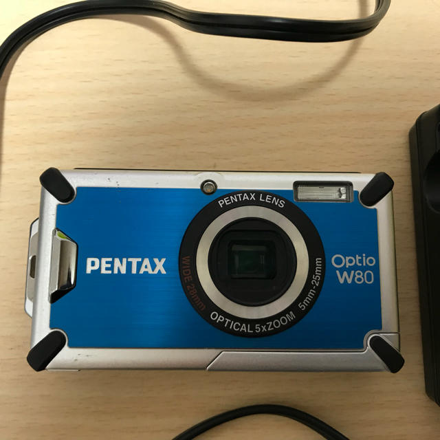 PENTAX(ペンタックス)のPENTAX  デジタルカメラ 防水 青  optio w80  スマホ/家電/カメラのカメラ(コンパクトデジタルカメラ)の商品写真