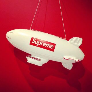 シュプリーム(Supreme)の◆17AW Supreme Inflatable Blimp (置物)