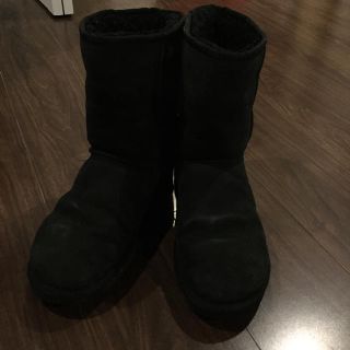 アグ(UGG)のUGGブラック ムートンブーツ(ブーツ)