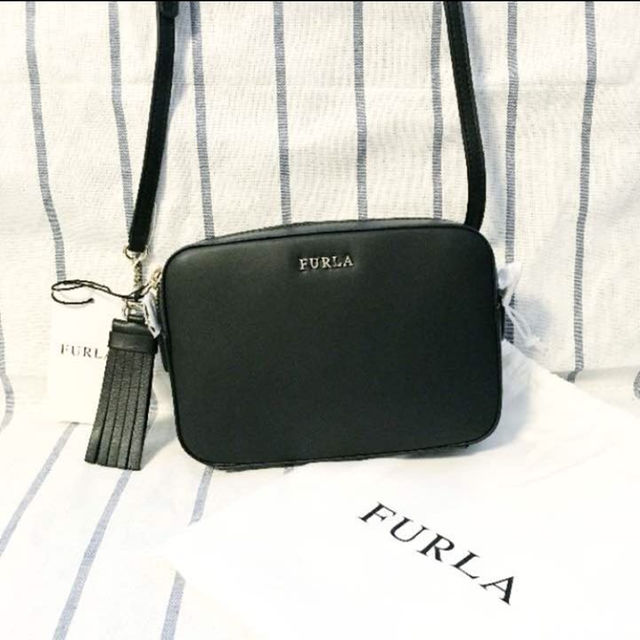 FURLA ミニショルダーバッグ