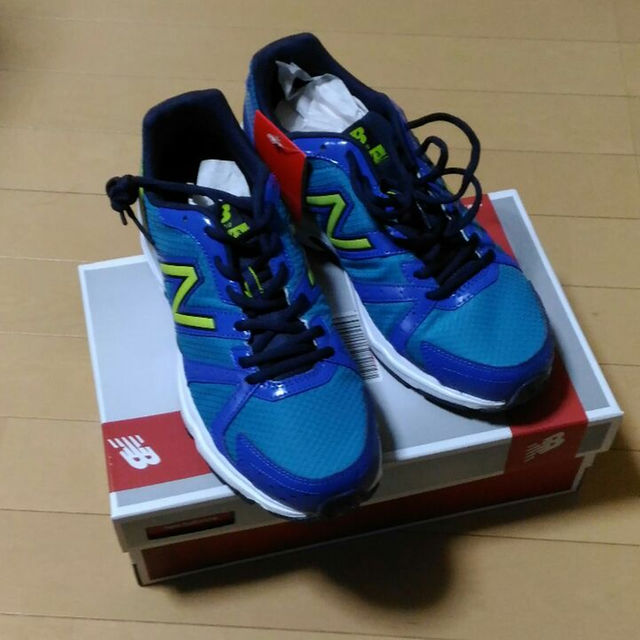 New Balance(ニューバランス)の新品未使用　new balance　MR360 ニューバランス メンズの靴/シューズ(スニーカー)の商品写真