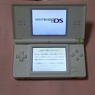 Nintendo DS lite 中古品 本体のみ 白