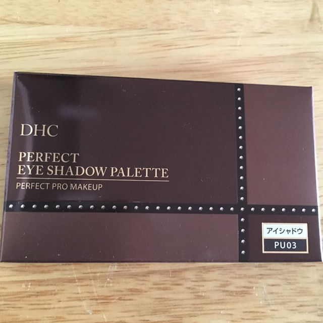 DHC(ディーエイチシー)のDHC パーフェクトアイシャドウパレット PU03 コスメ/美容のベースメイク/化粧品(アイシャドウ)の商品写真