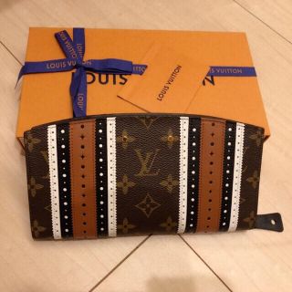 ルイヴィトン(LOUIS VUITTON)の正規品 LVジッピースティーマーモノグラム(財布)