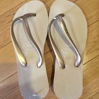 ハワイアナス(havaianas)のハワイアナス ヒール3.5cm ゴールド35(サンダル)