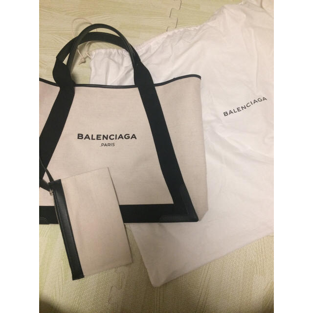 Balenciaga - 新品未使用 バレンシアガ 紗栄子使用 キャンバストートM