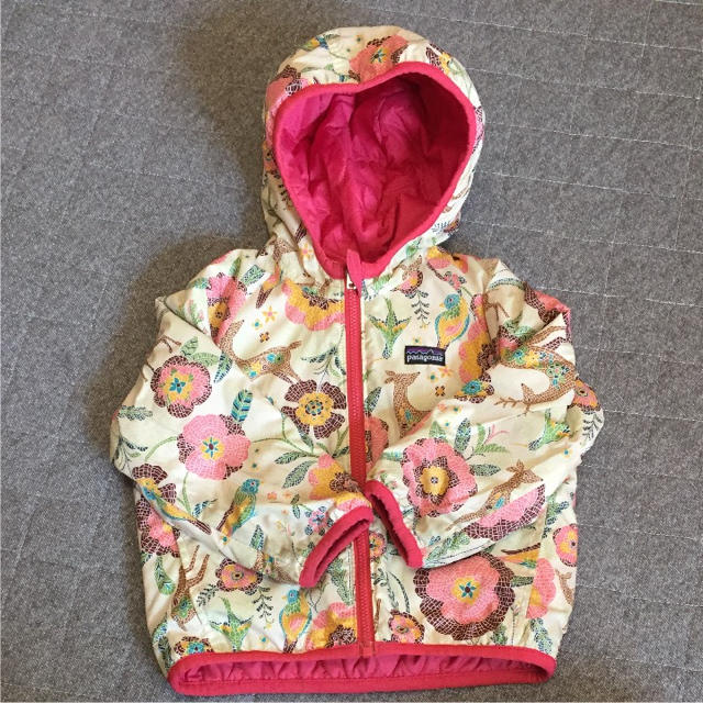 patagonia(パタゴニア)のパタゴニア ダウン キッズ/ベビー/マタニティのキッズ服男の子用(90cm~)(ジャケット/上着)の商品写真