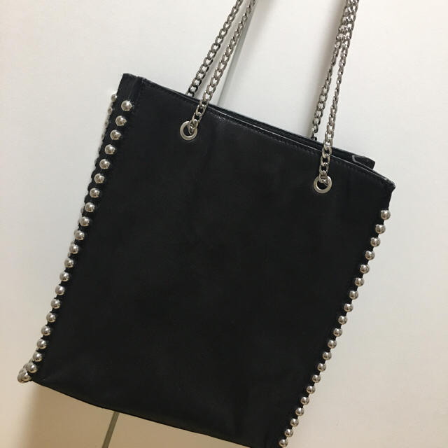 ZARA(ザラ)のZARA チェーントート レディースのバッグ(トートバッグ)の商品写真