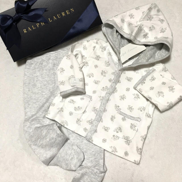 Ralph Lauren(ラルフローレン)のギフトBOX☆新品✨ベアー柄 セットアップ 6M/70 キッズ/ベビー/マタニティのベビー服(~85cm)(カバーオール)の商品写真