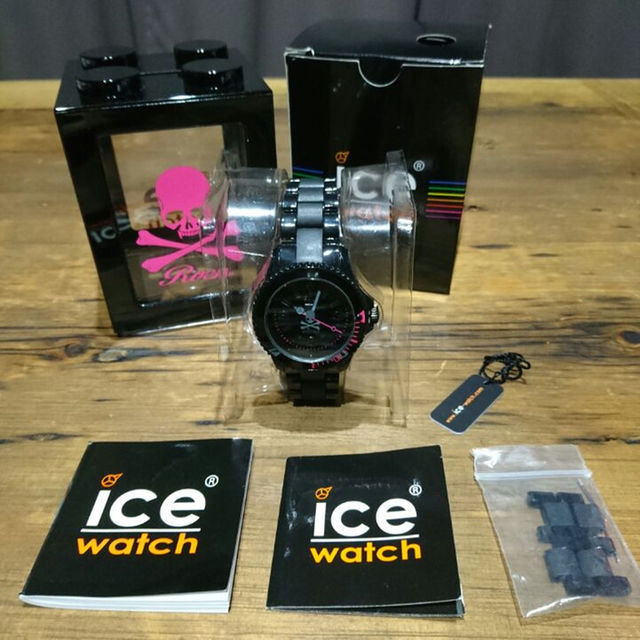 未使用 ice watch×Roen スカル コラボ時計 ブラック×ピンク