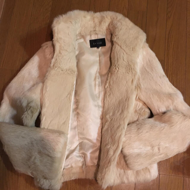 Le souk(ルスーク)のルスーク 大幅値下げ❗️ラビットファー  ショートコート レディースのジャケット/アウター(毛皮/ファーコート)の商品写真
