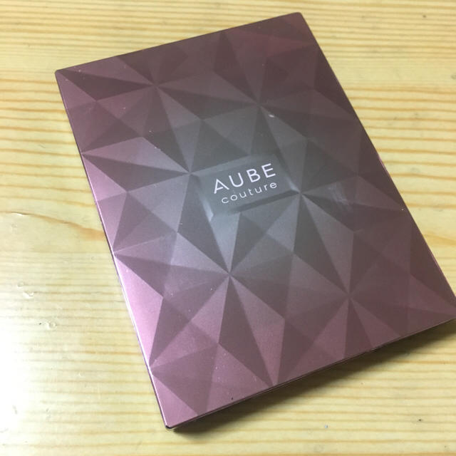 AUBE couture(オーブクチュール)のオーブクチュール ブラシひと塗りシャドウ コスメ/美容のベースメイク/化粧品(アイシャドウ)の商品写真