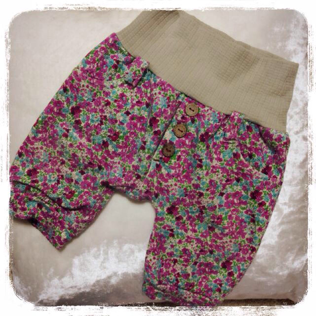 RAG MART(ラグマート)のRAG MART♡花柄サルエルパンツ キッズ/ベビー/マタニティのキッズ服女の子用(90cm~)(その他)の商品写真