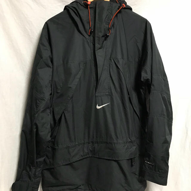 NIKE(ナイキ)のナイキ マウンテンパーカーACG メンズのジャケット/アウター(マウンテンパーカー)の商品写真