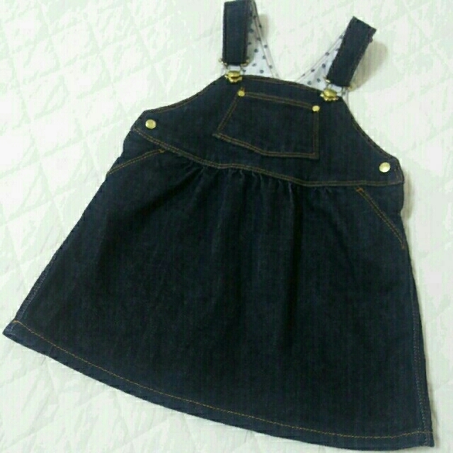 PETIT BATEAU(プチバトー)のプチバトー 18m81cm デニムジャンパースカート 定番 キッズ/ベビー/マタニティのベビー服(~85cm)(ワンピース)の商品写真