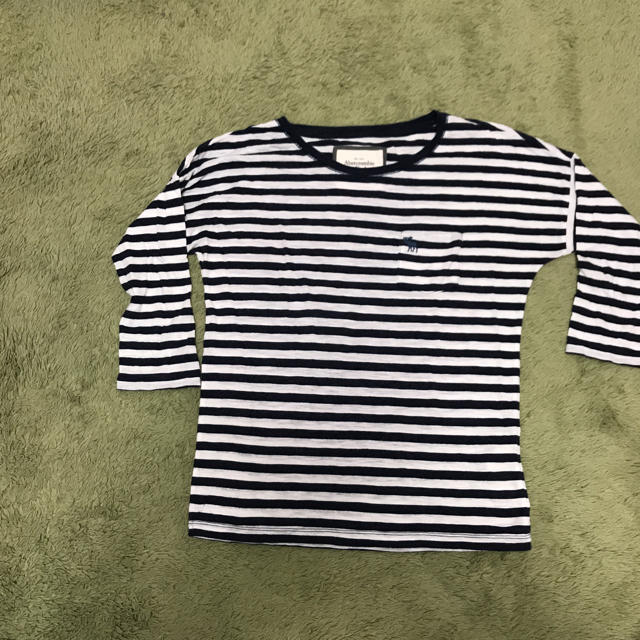Abercrombie&Fitch(アバクロンビーアンドフィッチ)のアバクロボーダーティシャツ レディースのトップス(Tシャツ(長袖/七分))の商品写真