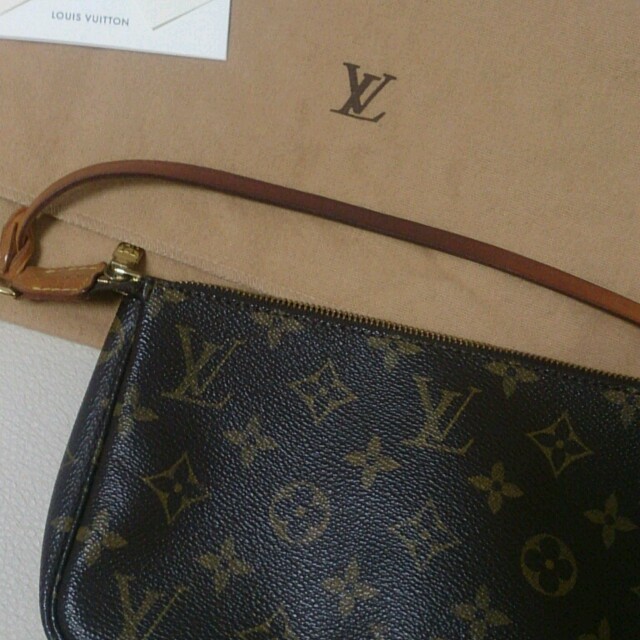 LOUIS VUITTON(ルイヴィトン)のルイヴィトン アクセサリーポーチ レディースのバッグ(ハンドバッグ)の商品写真