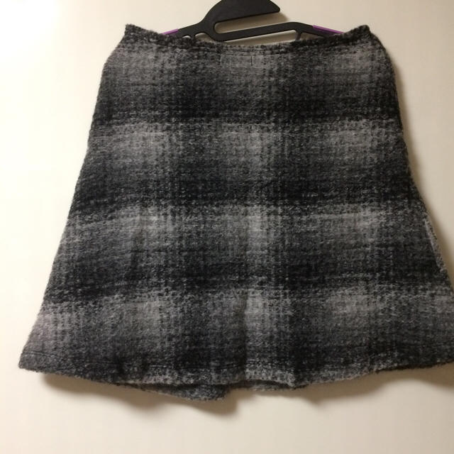 kumikyoku（組曲）(クミキョク)の組曲 スカート モヘヤ ウール チェック レディースのスカート(ひざ丈スカート)の商品写真
