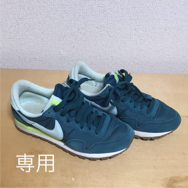 NIKE(ナイキ)の購入不可！ ナイキ22.5 レディースの靴/シューズ(スニーカー)の商品写真