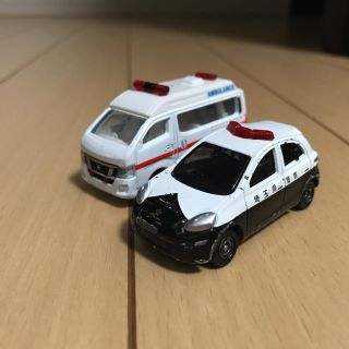 タカラトミー(Takara Tomy)のトミカ パトカー 救急車セット②♪(ミニカー)