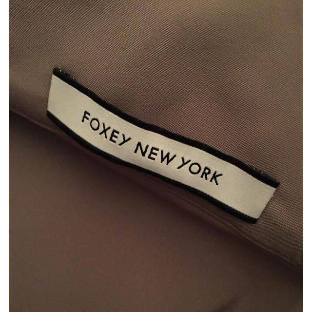 FOXEY(フォクシー)のフォクシーNY コート レディースのジャケット/アウター(スプリングコート)の商品写真