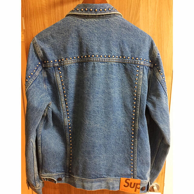 Supreme(シュプリーム)の希少M supreme studded denim trucker jacket メンズのジャケット/アウター(Gジャン/デニムジャケット)の商品写真