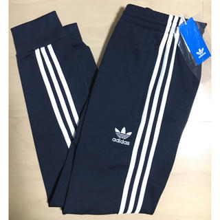 アディダス(adidas)の早い者勝ち!S!送料込!【 adicolor】オリジナルス トラックトップパンツ(その他)