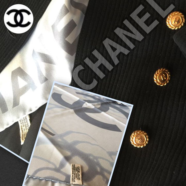 CHANEL(シャネル)の【確認用】シャネル カメリア水墨スカーフ レディースのファッション小物(マフラー/ショール)の商品写真