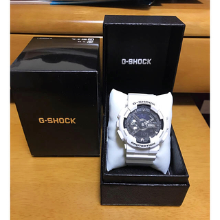 ジーショック(G-SHOCK)のG-shock 白 時計(腕時計(デジタル))