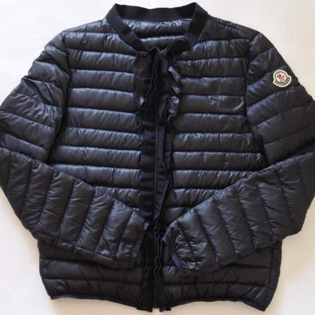 MONCLER - 美品☆モンクレール フリル ライトダウン sacai サカイ☆国内正規品の通販 by gab ’s shop｜モンクレール