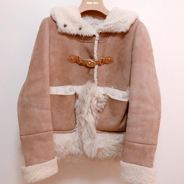 miumiu - miumiu激レアリアルムートンコート38美品の通販 by LUCILLE's miumiu - miumiu激レアリアルムートンコート38美品の通販 by LUCILLE's